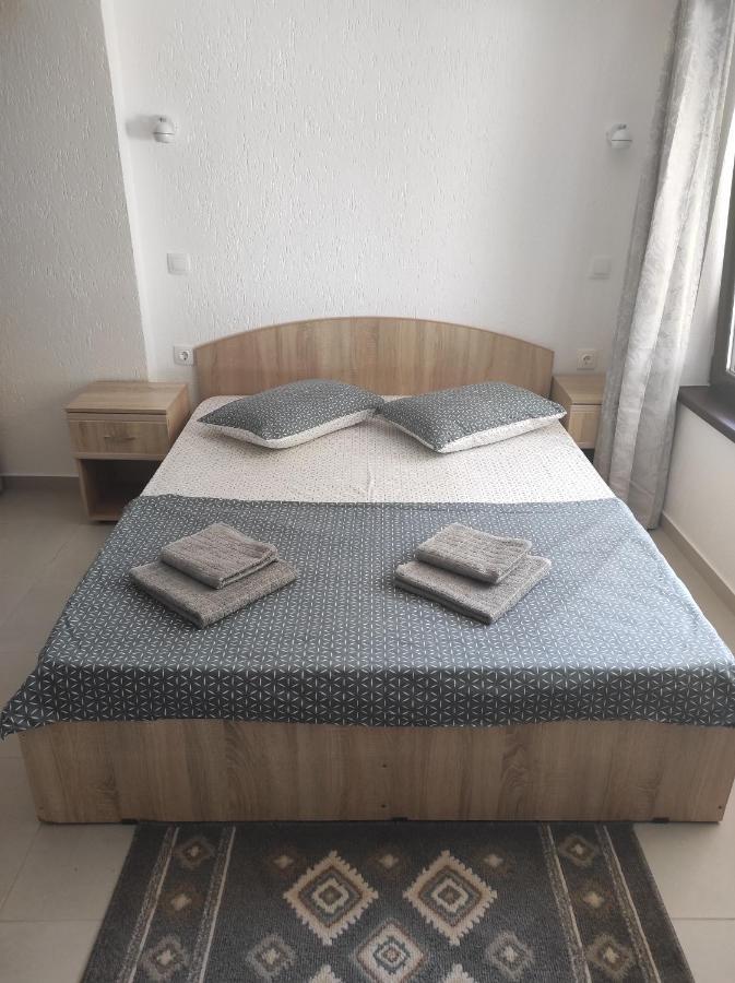 Rio Rooms Baile Herculane Bagian luar foto